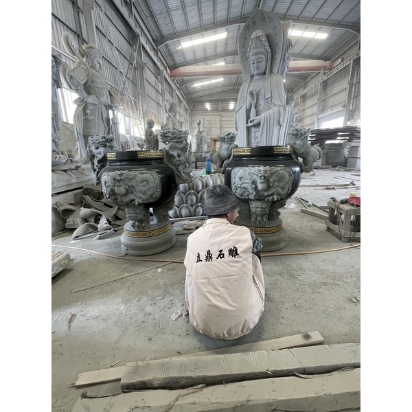 宗教石雕-客制羅源青斗石雕製香爐