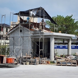 宗教建築石雕-專業閩式屋脊蓋瓦𠄘包-立鼎石雕