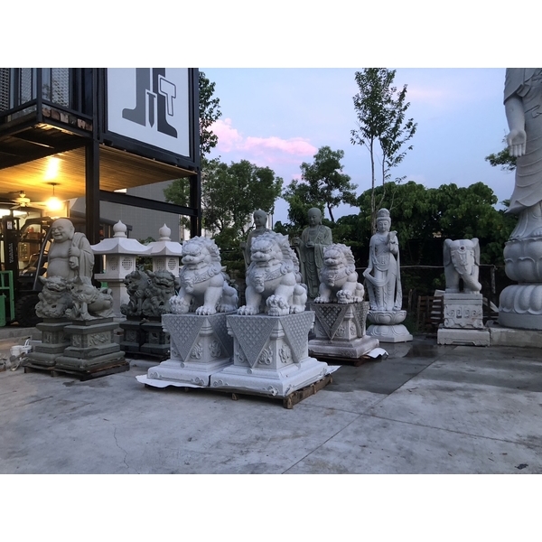 石雕工程-立鼎石雕