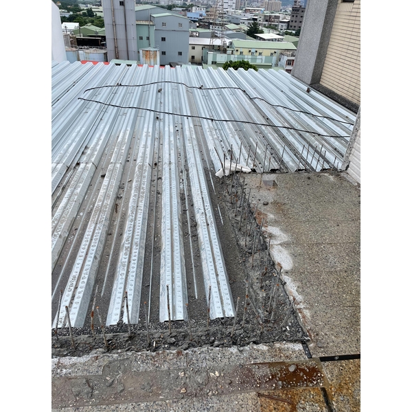 H鋼骨結構工程-和鑫鋼鋁企業社