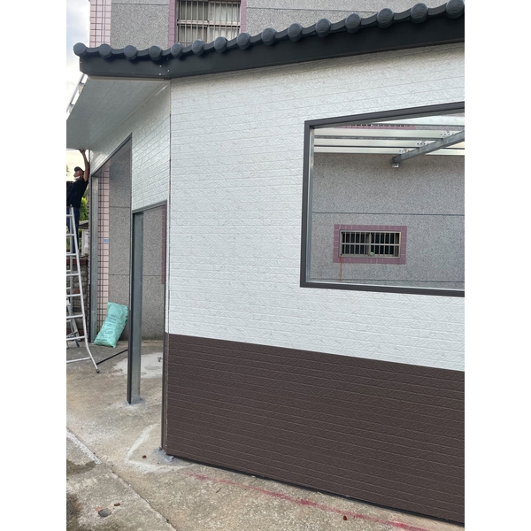裝潢鐵板車庫搭建-和鑫鋼鋁企業社