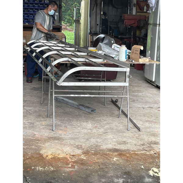 倉庫與採光罩工程-和鑫鋼鋁企業社