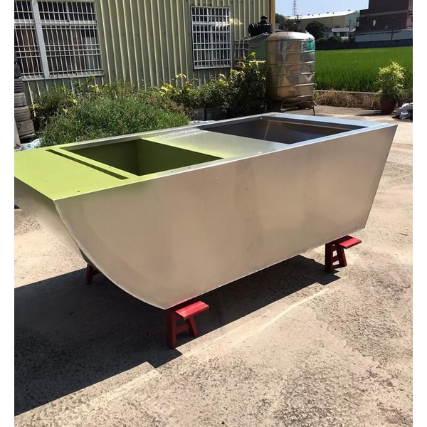 金屬表面噴漆-鎮寬油漆工程