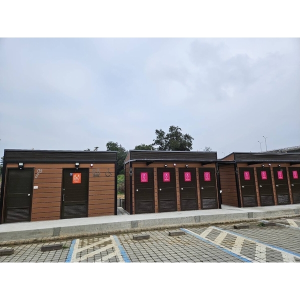 停車場景觀廁所（獨立間）-慶和企業有限公司