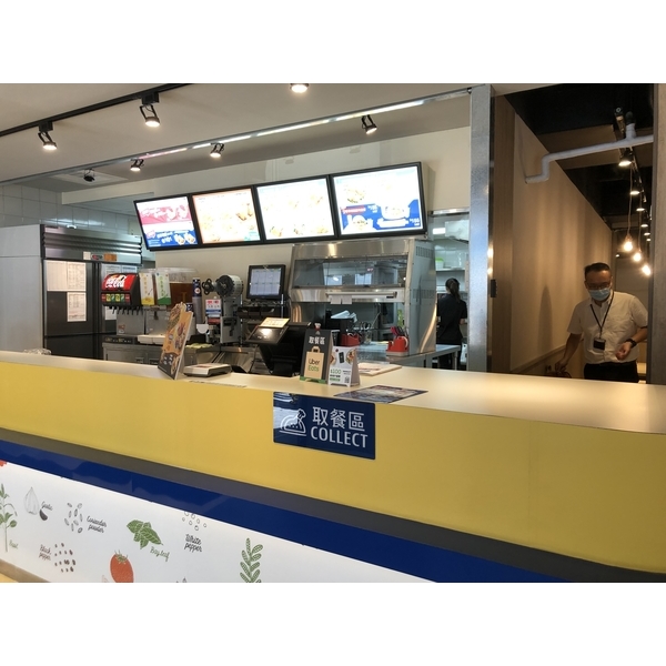 台南新光三越杏子豬排店面裝潢