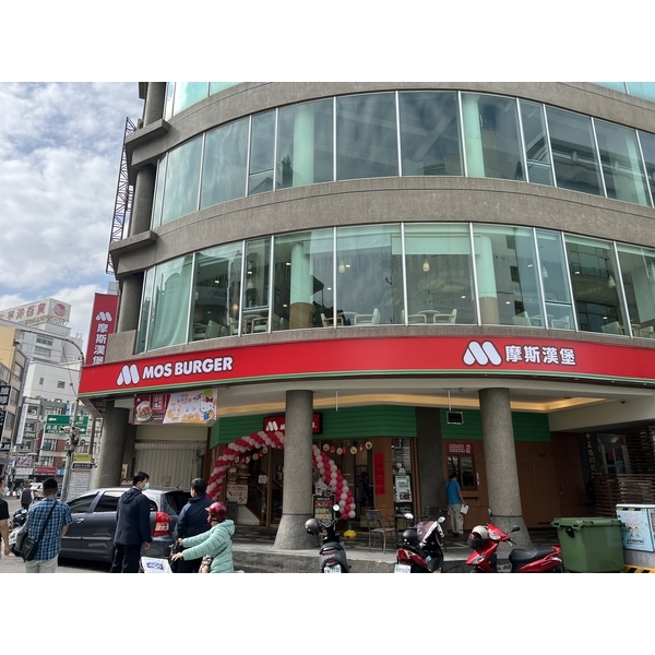 台中豐原店面裝潢