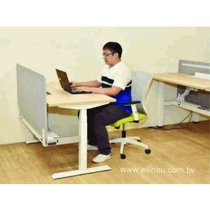 電腦升降桌 4張-艾利豪辦公家具有限公司