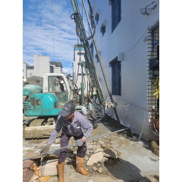 鄰房托基樁微型樁