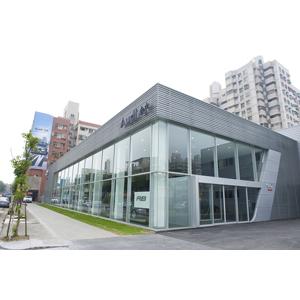 鋁本色豔消烤漆-皇鎰實業股份有限公司