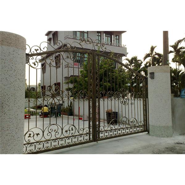 庭院大門-鴻慶企業社