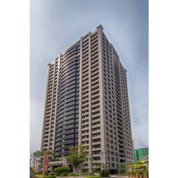 美術高峰匯-台灣華可貴建材股份有限公司
