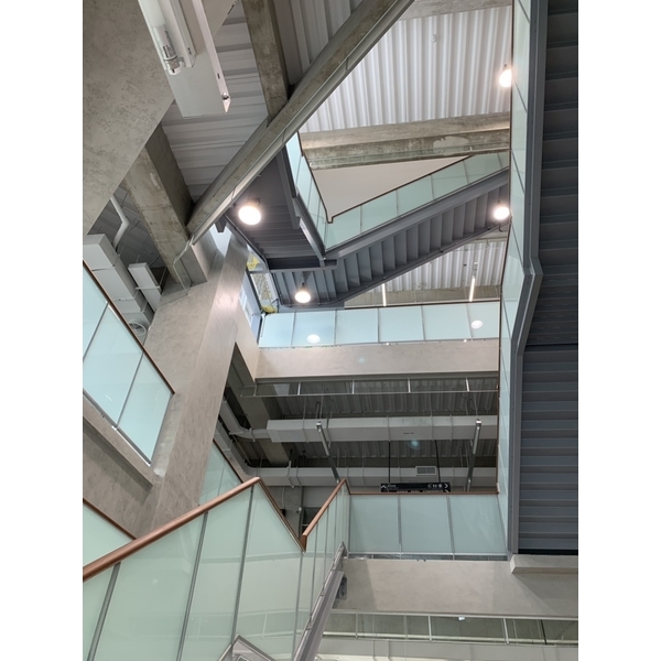 政大圖書館