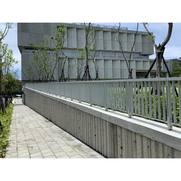 政大圖書館-合特工程有限公司