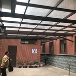 玻璃雨遮