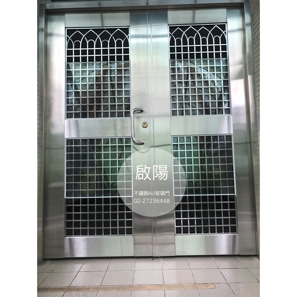 不鏽鋼AU玻璃門-啟陽鐵工廠