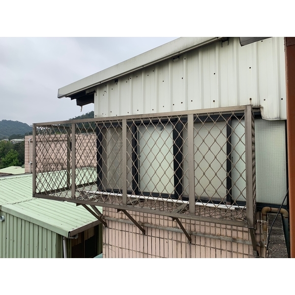 pc雨遮-啟陽鐵工廠