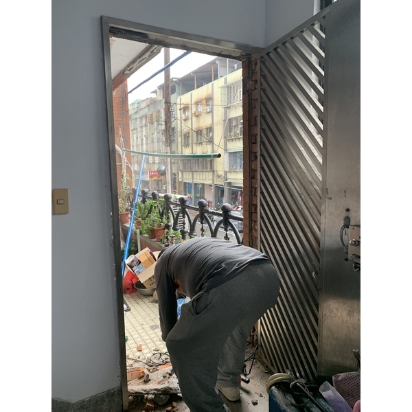 硫化銅門-綠-啟陽鐵工廠