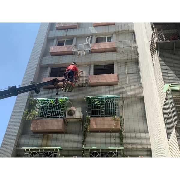 鐵窗+冷氣籠-啟陽鐵工廠