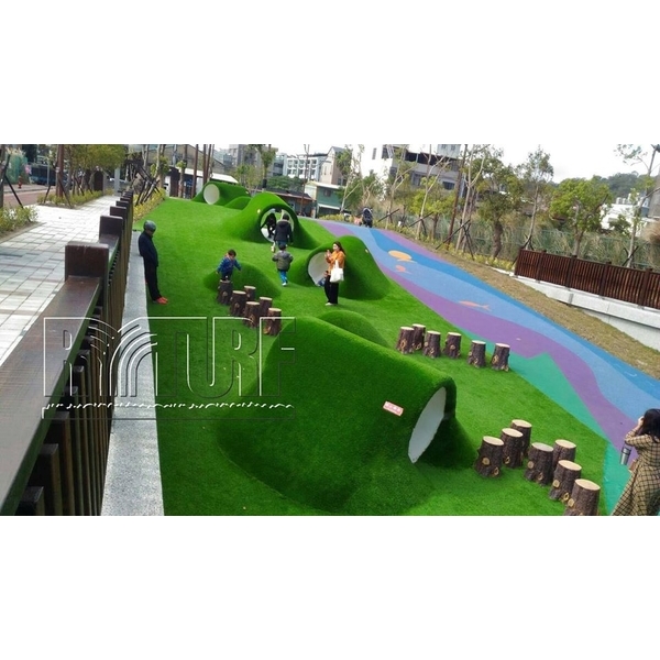 人工草皮景觀遊戲區 人工草皮景觀遊戲區