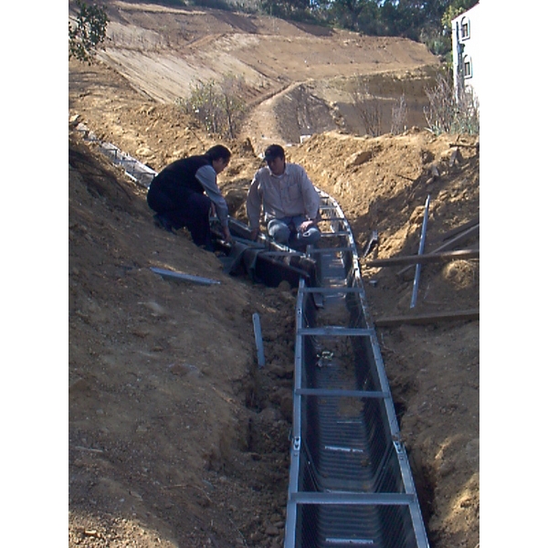 HDPE-U型溝施工-壹際實業有限公司