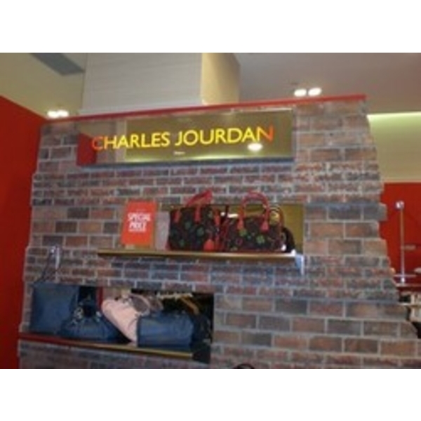 CHARLES JOURDAN (1)-南光設計企業有限公司