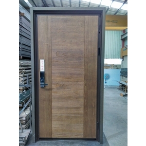 鳳凰樹-鈺鴻金屬工業有限公司