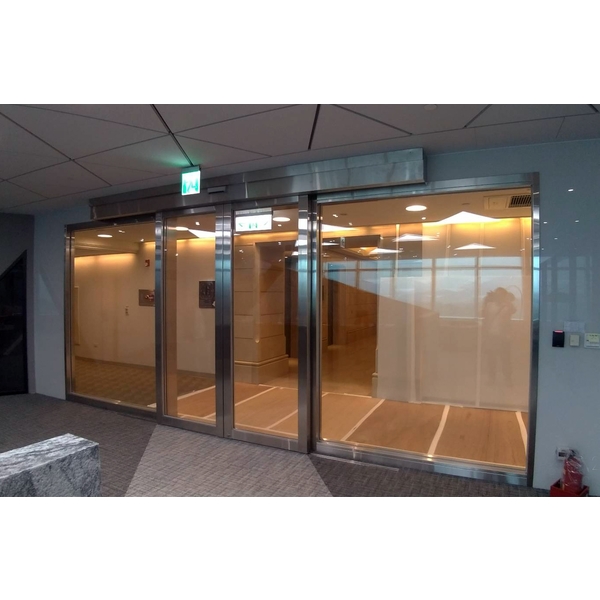 不銹鋼防火自動門-鼎瀚金屬建材有限公司