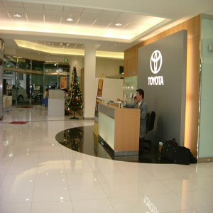 豐田汽車展售中心-玉晶石工程-中國製釉股份有限公司