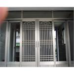 落地藝術造型方管紗門-和隆企業社