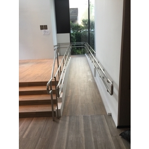 殘障扶手-宏璁工業有限公司