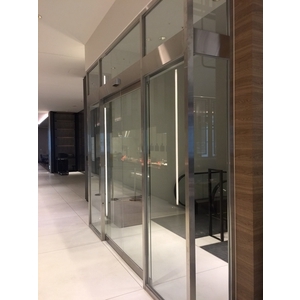 固定窗及自動門-宏璁工業有限公司