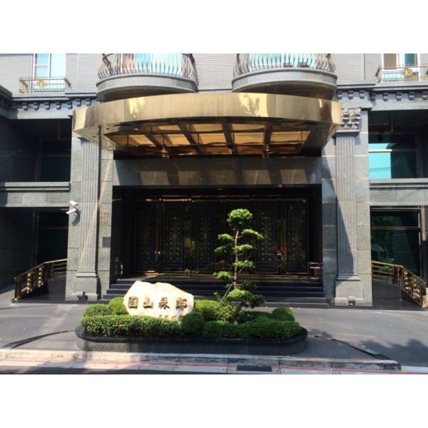 雨遮-鴻府金屬工業有限公司