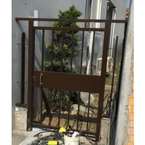 金屬烤漆大門-光輝金屬工程股份有限公司