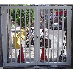 不銹鋼大門-億鑫不銹鋼有限公司