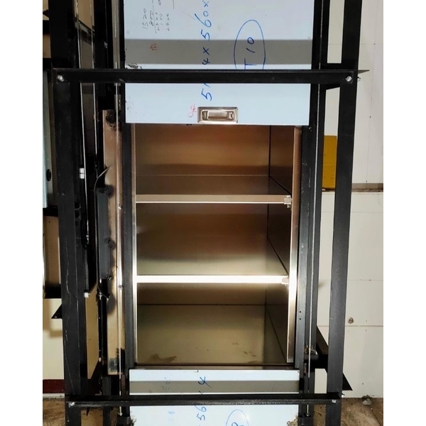 雙出入口菜梯-竤瑞機電工程有限公司
