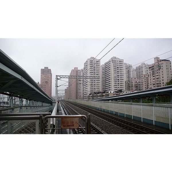 台鐵汐止段高架鐵路-中北塗料企業股份有限公司