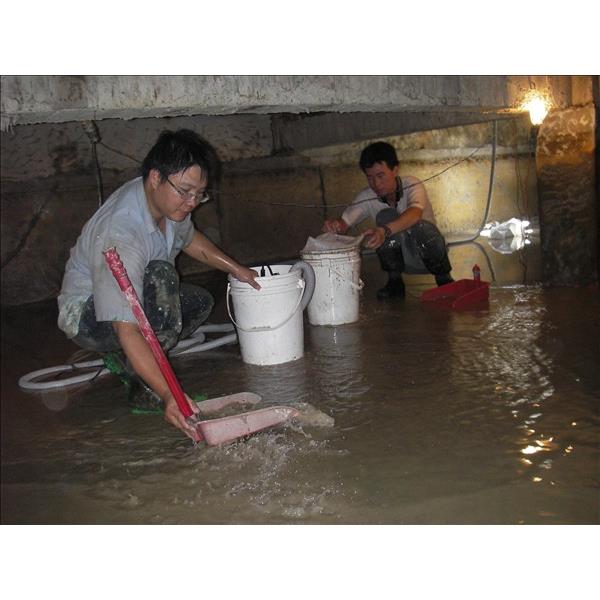 水塔漏水修理