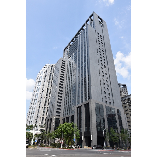 凱撒飯店-東鐵企業股份有限公司