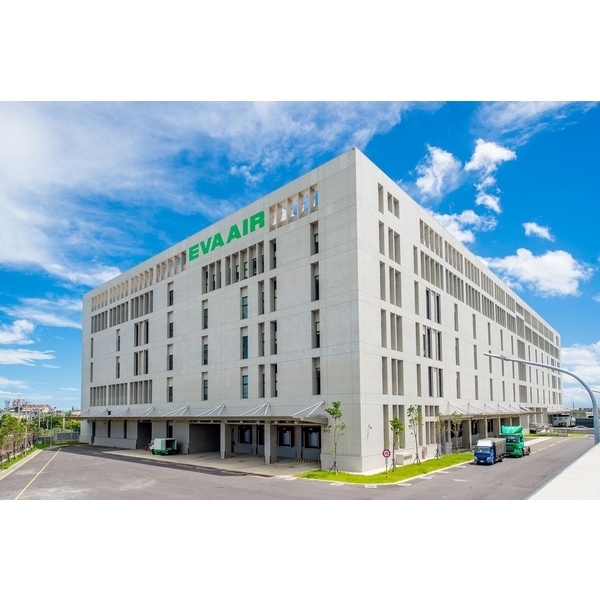 長榮航空新保稅大樓新建防水工程 長榮航空新保稅大樓新建防水工程