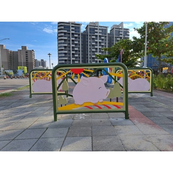車阻-臺中港特定區(市鎮中心)市地重劃區內廣場及公園環境綠美化及周邊遊憩設施增建工程 車阻-臺中港特定區(市鎮中心)市地重劃區內廣場及公園環境綠美化及周邊遊憩設施增建工程