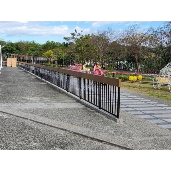 欄杆及格柵-車廂藝術展示空間 欄杆及格柵-車廂藝術展示空間