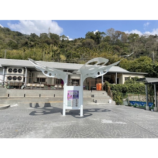 遮陽蝴蝶造型鐵件-111年度大甲溪發電廠蝴蝶生態園區設置工作 遮陽蝴蝶造型鐵件-111年度大甲溪發電廠蝴蝶生態園區設置工作