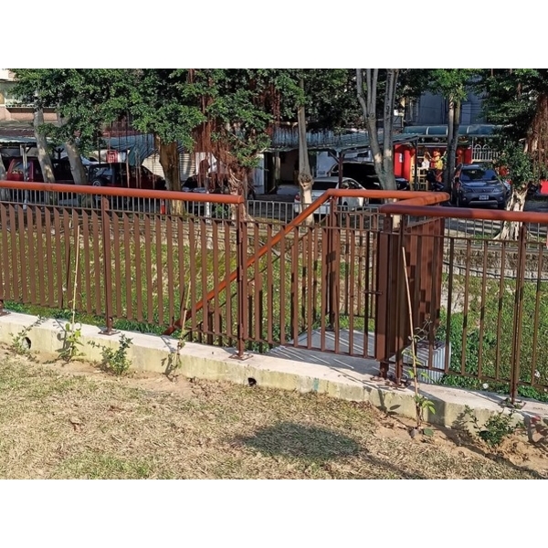 欄杆-瓦磘溝河道水質及景觀改善工程