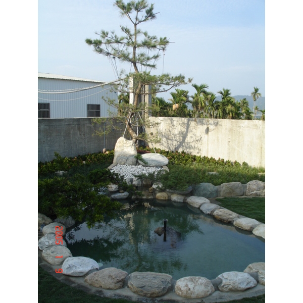 噴泉水池-木榭園藝藝品行
