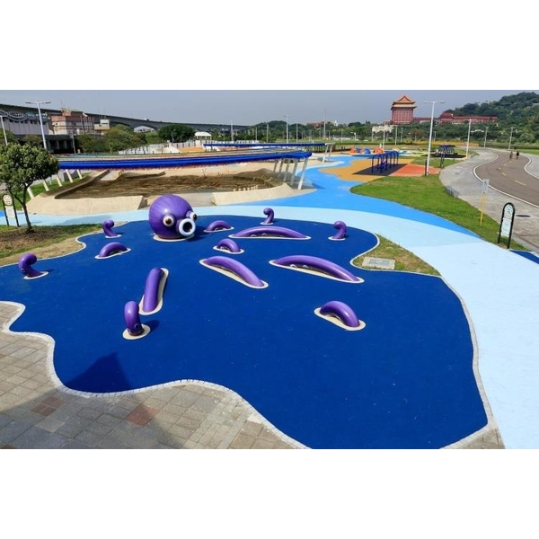 大佳河濱公園-特色主題遊具設計