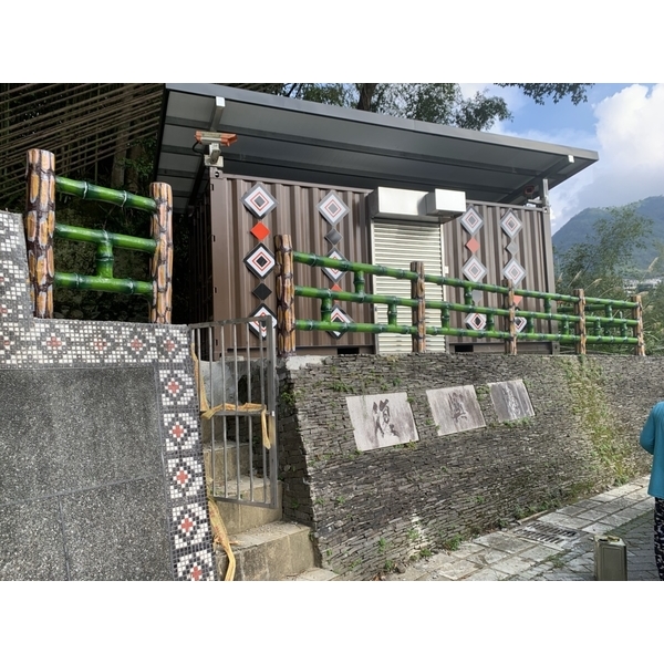 仿竹木欄杆-鴻山園藝有限公司