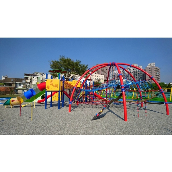 公園爬網山丘-欣隆製網股份有限公司