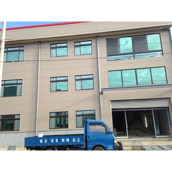 新建廠房門窗工程6