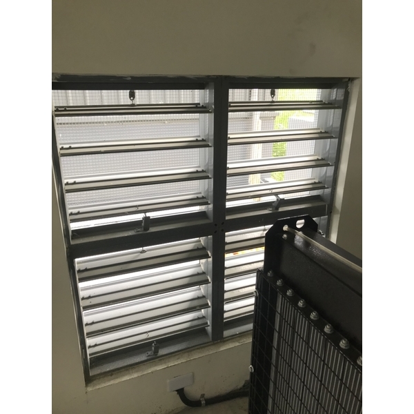 受電室防火閘門百葉 受電室防火閘門百葉