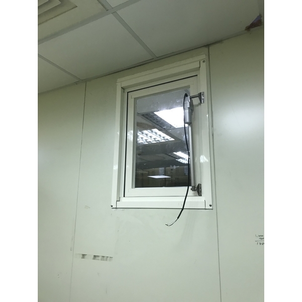 室內隔間電動排煙窗-立丞鋼鋁有限公司